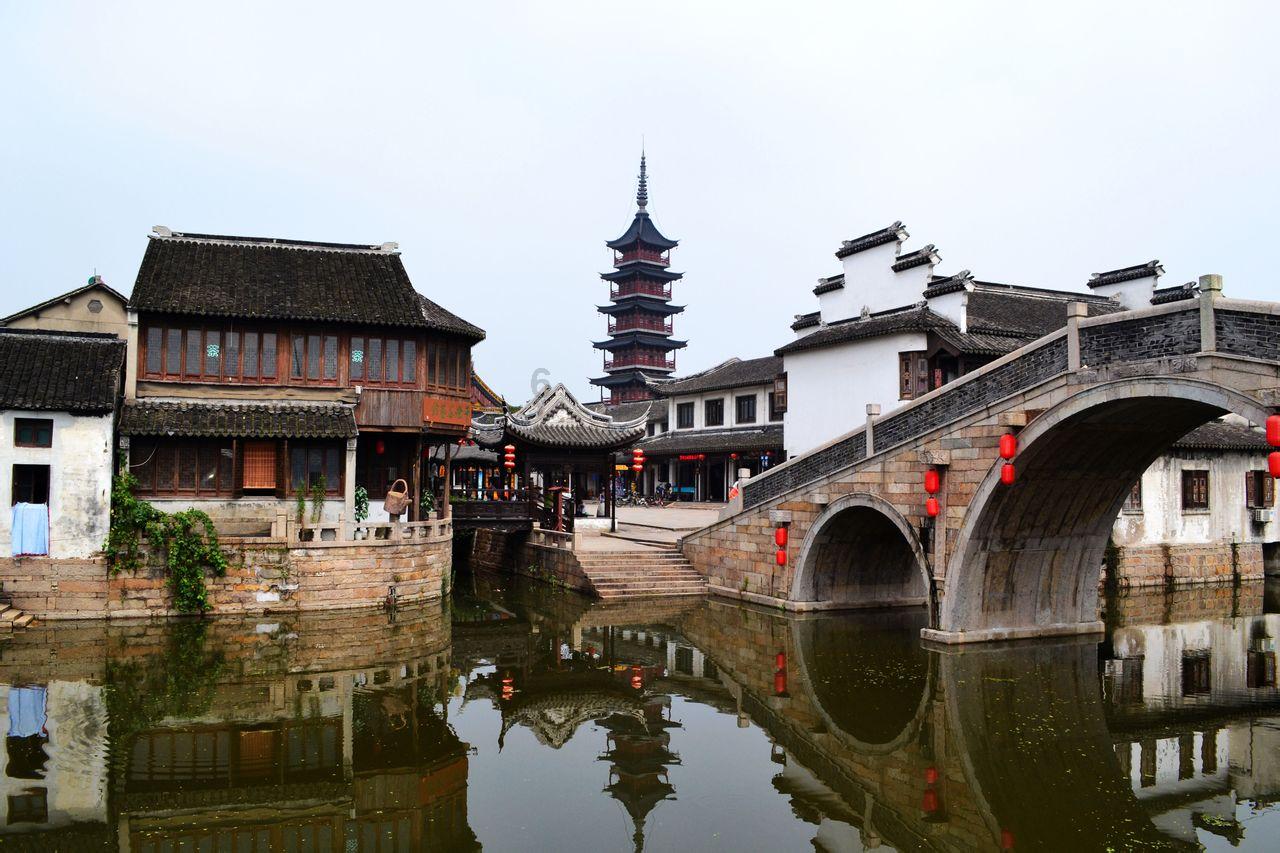 【两会关注】雷阿幼朵代表:发展民族文化旅游产业 促进文化经济市场繁荣
