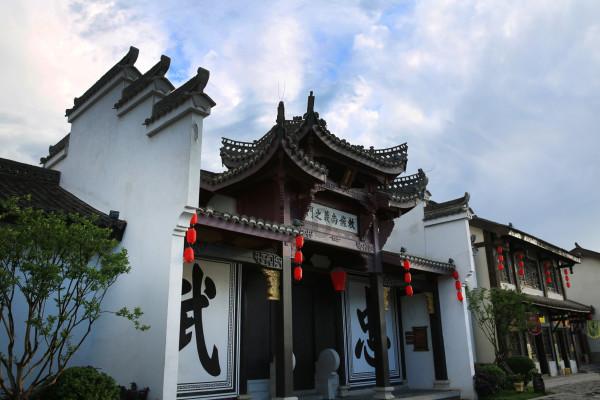 自己交了养老保险,查缴费记录公司没交该怎么办?-问答类网站,高效解答,快速获取信息